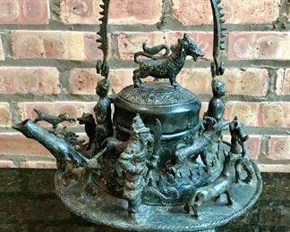 Ming Dynasty 
Ritual Kettle
Bronze 

