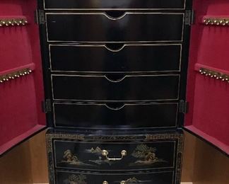 Jewelry chest