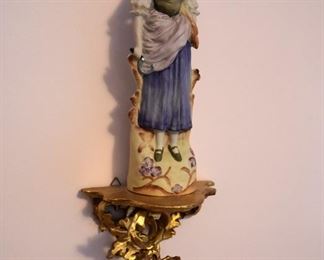 figurines on gilded wall shelf (connected) (2/pair)