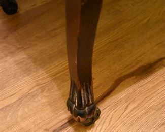 wooden chair (foot detail)