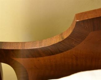two-poster bed, king size (headboard detail)