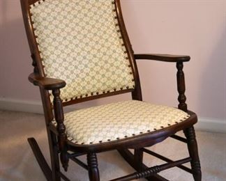 Rocking chair 