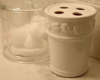 bathroom accessories