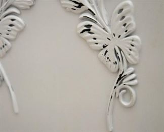 bathroom storage cabinet, white (detail)