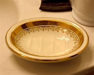soap dish