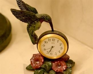 tiny hummingbird clock