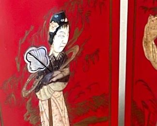 intage Design Japanese screens in wood and porcelain. Vintage from the 1950s