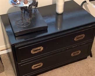 Hekman Furniture quality exceeds that of its competitors, the use of good quality material and a high level of craftsmanship has made this century old furniture an exceptional standard for high end traditional furniture.