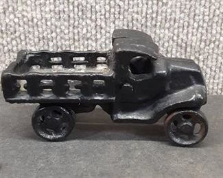 Vintage Cast Iron Toy Farm Truck | 4.75"x1.5"x2.5"