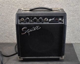 Squire Sp10 Amp | Fender Musical Instruments Corp. | 11"x10.5"x5.5"