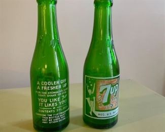Vintage 1936 & 1937  7-up “Bubble Girl” Soda Bottles w 8 bubbles / Back label #1