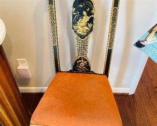 $100 SET OF 2
ANTIQUE STYLE BLACK / GOLD HAND PAINTED CHAIRS-SET OF 2
21”W x 17”D x 42”H