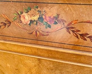 $500
ANTIQUE 2 TWIN SIZE BEDS / 2 NIGHTSTANDS AND DRESSER
BEDROOM SET BY IRWIN FURNITURE
BED MEASURES
42”W x 79”L x 44”H
DRESSER MEASURES
40”W x 23”D x 48”H
NIGHTSTAND MEASURES
18”W x 14”D x 28.5”H