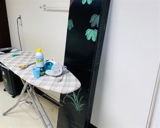 $100
ASIAN PAINTED DIVIDER SCREEN