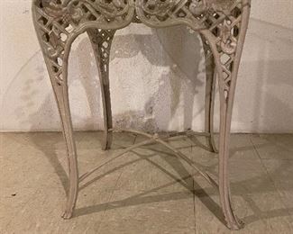 $120
WROUGHT IRON BASE WITH ETCHED GLASS TOP TABLE
38”DIA x 29”H