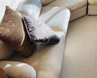 $200
UPHOLSTERED CREAM / TAN SECTIONAL SOFA
RIGHT SIDE 95”L x 35”D x 26”H
LEFT SIDE 136”L x 35”D x 26”H