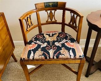 $200
ANTIQUE HALF ROUND CHAIR
20.5”W x 17”D x 29.5”H