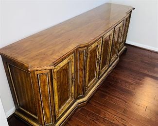 $250
VINTAGE DREXEL HERITAGE WOODEN BUFFET WITH SWIRLS- COMES WITH PADS