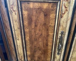 $250
VINTAGE DREXEL HERITAGE WOODEN BUFFET WITH SWIRLS- COMES WITH PADS