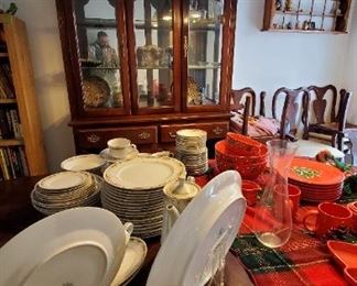 ▪︎Fine bone china
▪︎breakfront $100 obo
▪︎dinningroom table $75 obo
chairs free with table need to be re upholstered 
▪︎christmas dish set
▪︎wall shelf for glasses, liquor or shot glass