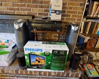 Tons of electronics for the home from fans to audio and a 19' phillips tv brand new never out of the box.. come make a pile and make an offer