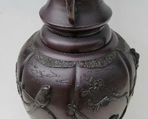 Japanese Meigi bronze floor vase