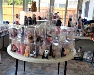 BEANIE BABIES - LARGE, SMALL, REGULAR, CLUB, ITEMS, MINT CONDITION - HUNDREDS TO SEE IN THE BEANIE BABY ROOM