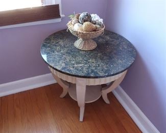 round marble top  table-  the  diameter  is  30"
