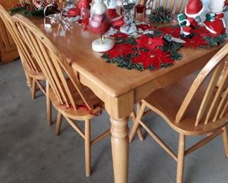 Oak table + 6 chairs
