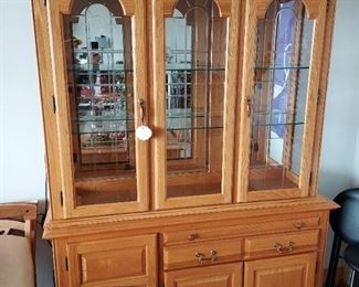 Oak china cabinet 