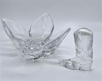 Lot 050
Orrefors Bowl and Ralph Lauren Crystal Paperweight