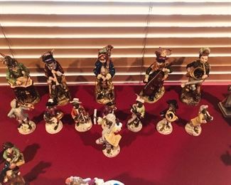 Germany monkey band set in foreground 