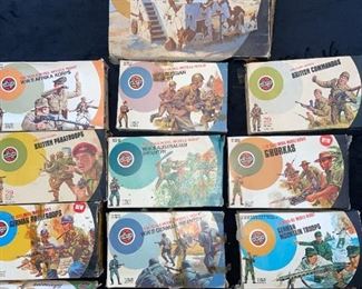 1970s Airfix 1/32 Model Kits!