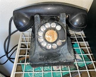 Vintage F1 Western Electric Rotary Phone!