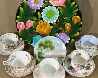 022 Floral Plate, Teacups  Saucers