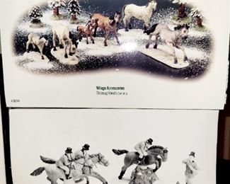 Dept 56, Lots of accessories, Horses  