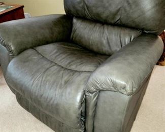 Leather, La Z Boy Recliner , leather, excellent condition 