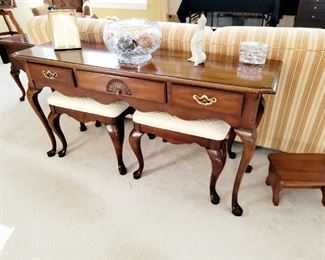 Sofa Table, w/ 2 benches , Thomasville, matching end tables