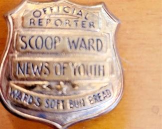 Vintage advertising Pins, 