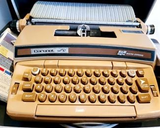 Electric Typewriter, Coronet,  Super 12