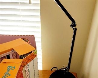 Humanscale,  desk lamp