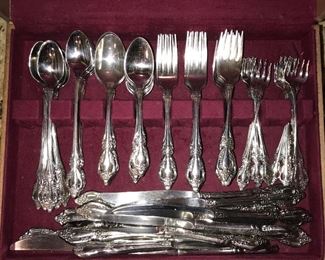 RAPHAEL Distinction Stainless flatware by Oneida, 100+ pieces