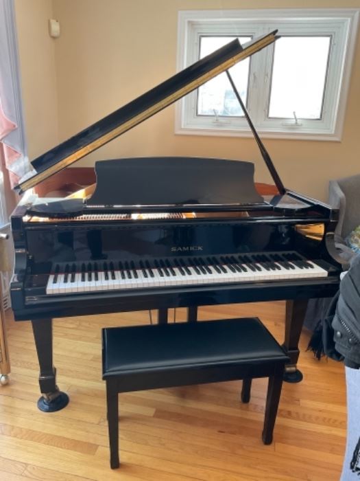 5’1” baby grand piano