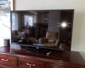 LG Smart TV 55"