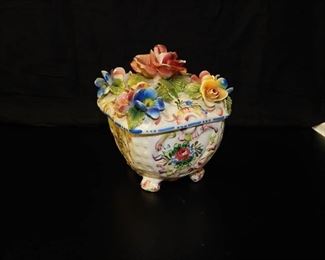 Beautiful Floral Ceramic Trinket Box with lid