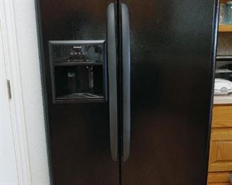 Black Kenmore side by side Refrigerator/Freezer