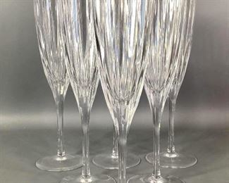 Waterford Crystal Champagne Glasses
Set of six (6) champagne flutes. Each glass has Waterford stamp. 9"H and no visible cracks or chips.
