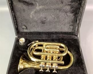 Crescent Pocket Trumpet
Crescent Pocket Trumpet With a Black Case.