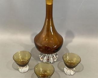Aseda Bo Borgstrom
Believed to be Aseda Bo Borgstrom Chartreuse Decanter & three (3) Cordials Scandinavian Art Glass.