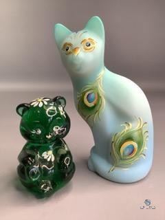 Fenton Cat & Bear
Fenton Cat is painted to resemble a Peacock, signed and numbered., approximately 6". Small bear is hand-painted and signed, 2.5".
